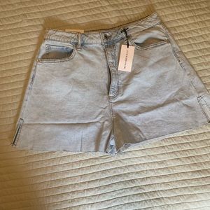 We Wore What High Rise Indigo Comfort Boyfriend Short